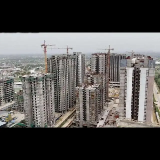 4BHK APARTMENT